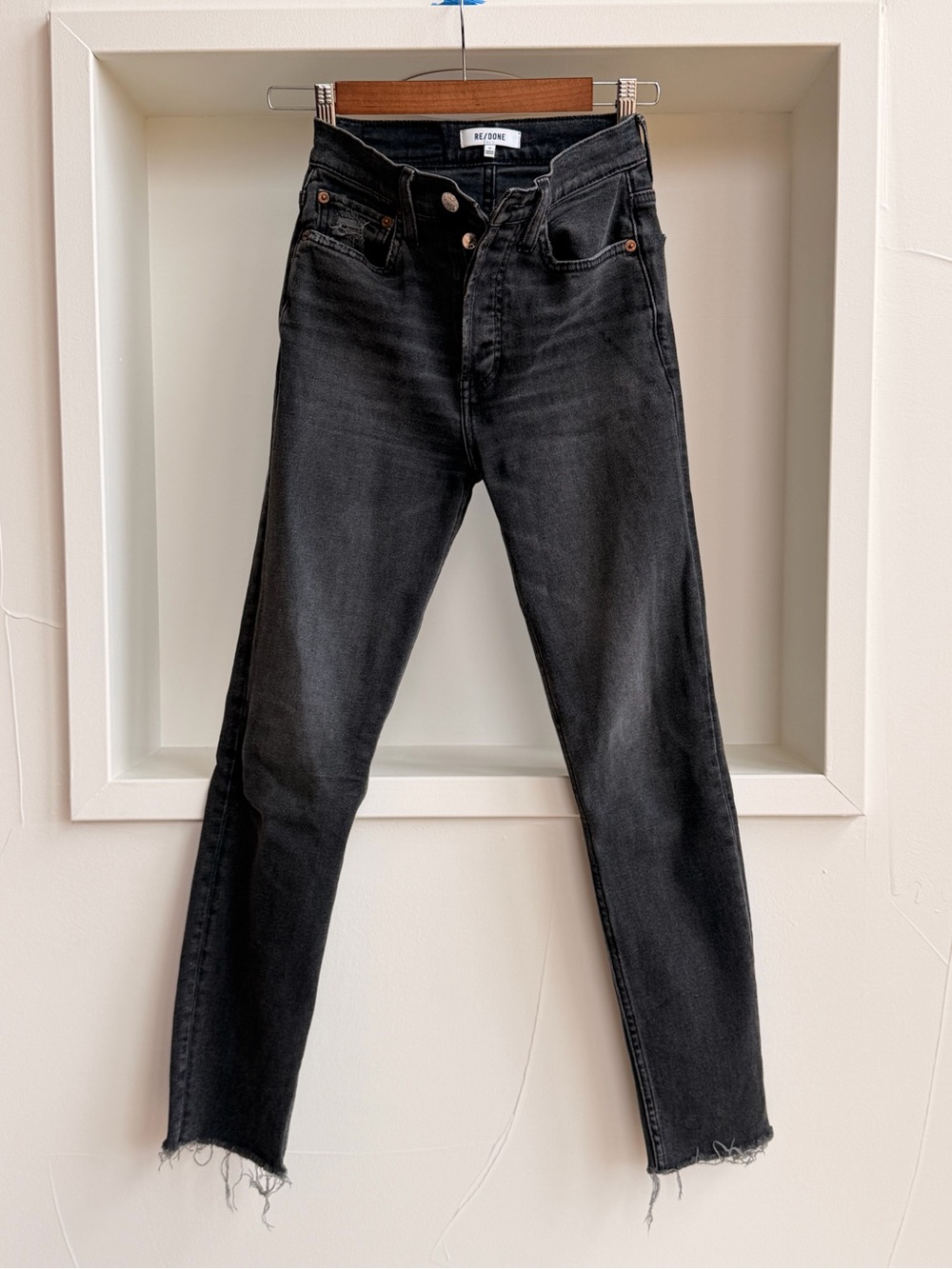 Re/Done  Black Skinny Jeans with Raw Hem